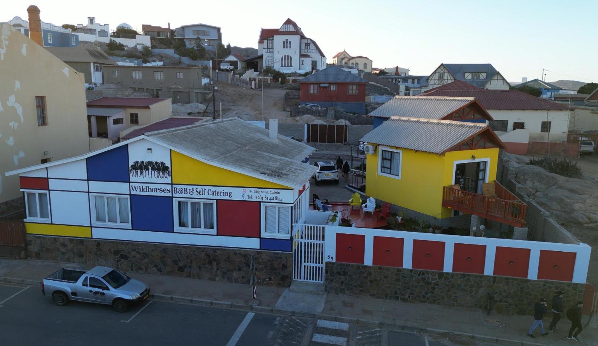 Wildhorses B&B And Self Catering Luderitz ภายนอก รูปภาพ